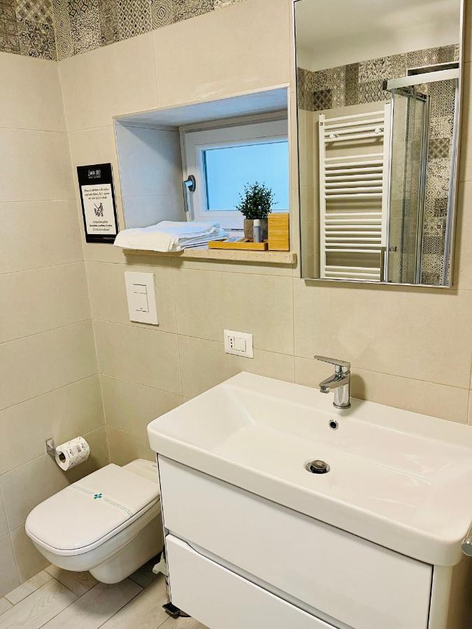 Suite169 Bari Bagian luar foto